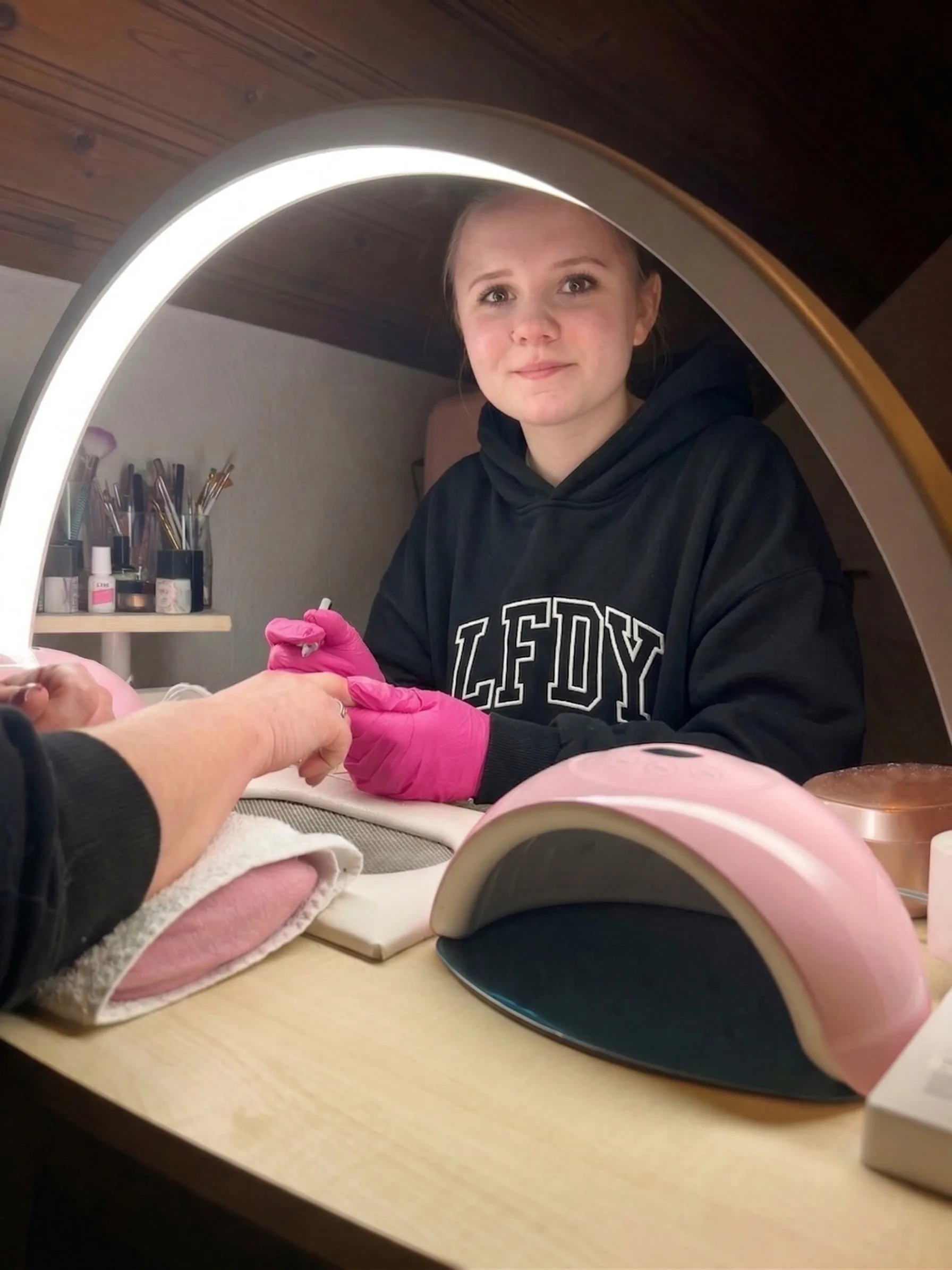 Svenja – deine mobile Nageldesignerin im Westerwald